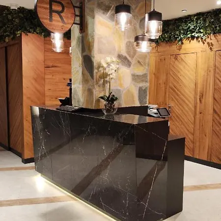 Stefanovic, Zlatibor