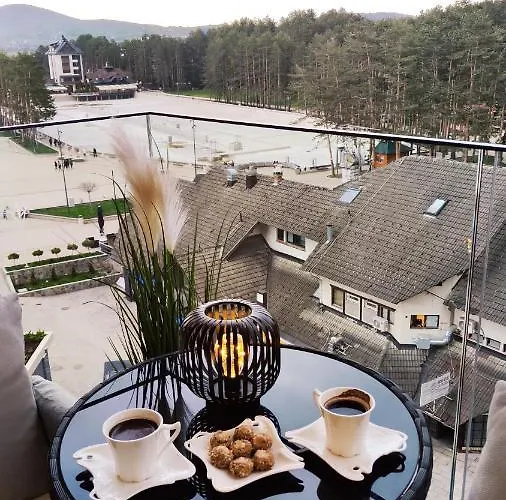 Stefanovic, * Ζλάτιμπορ